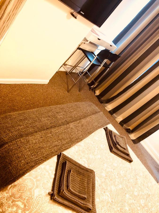 Ac Lounge 125 Apartment Rochford Ngoại thất bức ảnh